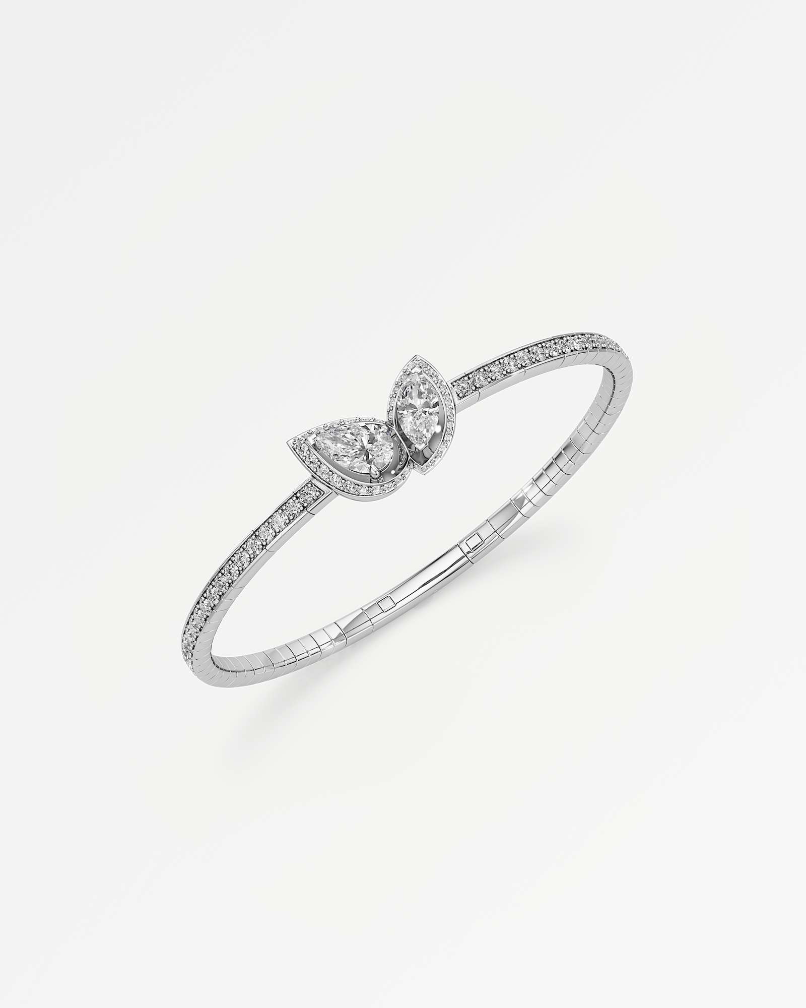 Miréa Diamond Bangle