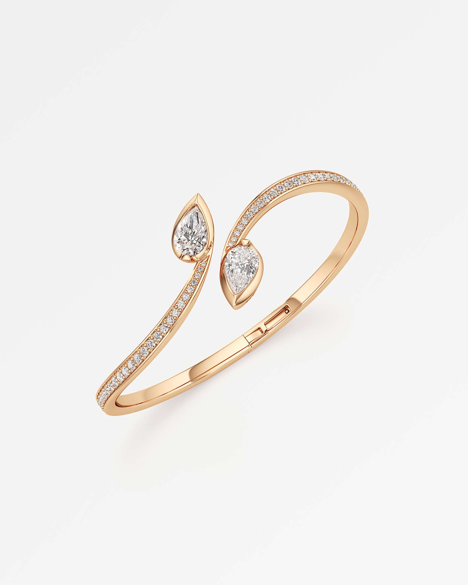 Serelle Diamond Bangle