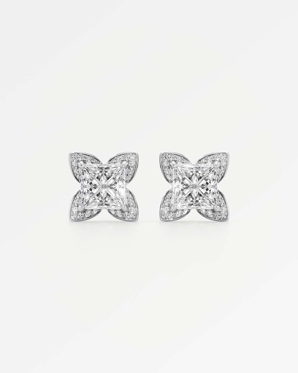 Etera Diamond Stud Earrings