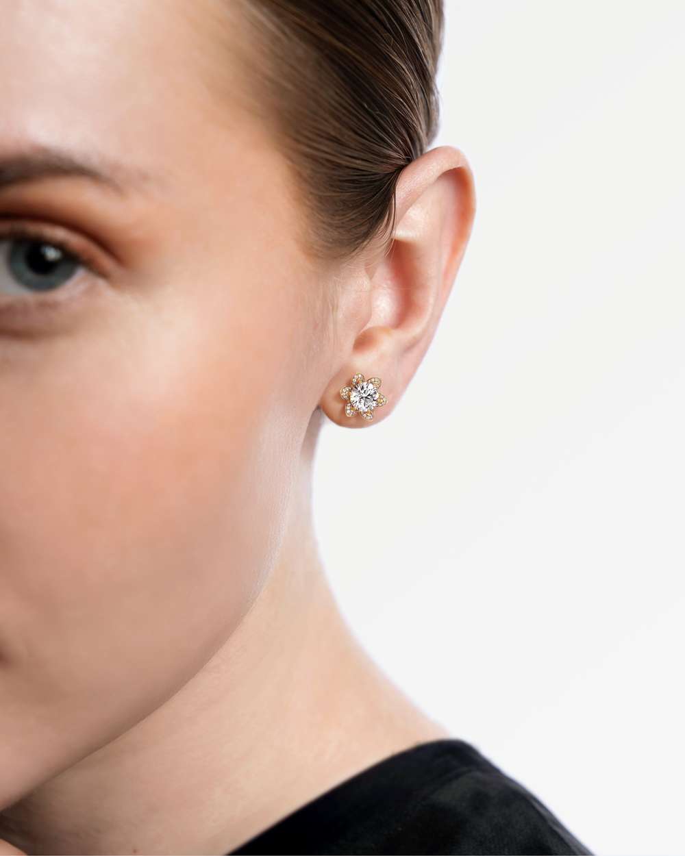 Evora Diamond Stud Earrings
