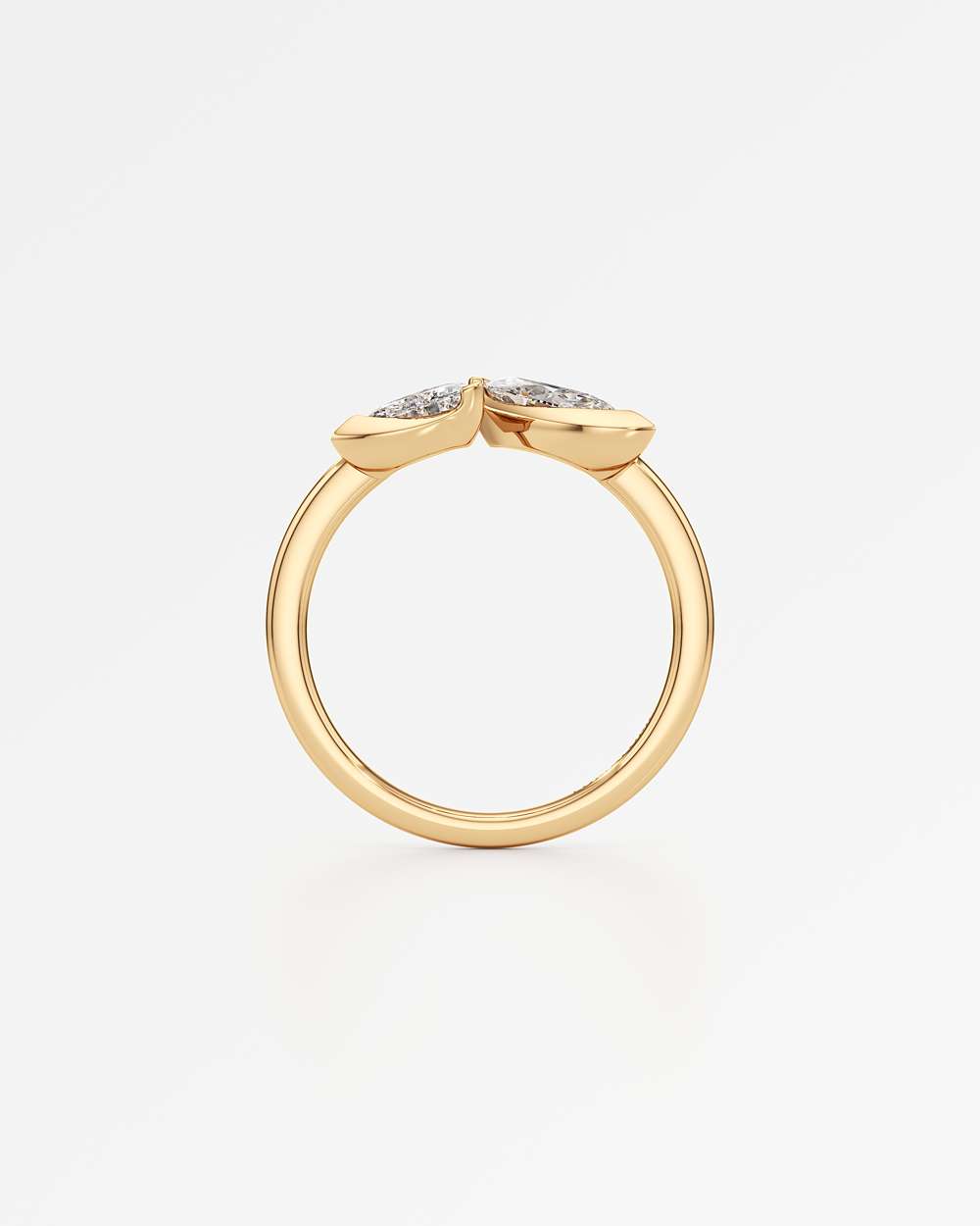 Levé Diamond Ring